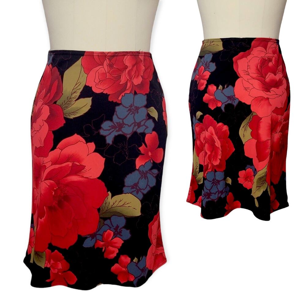 Reference Floral A-Line Skirt Small Black Red Vintage Y2K Roses Cottagecore Bold